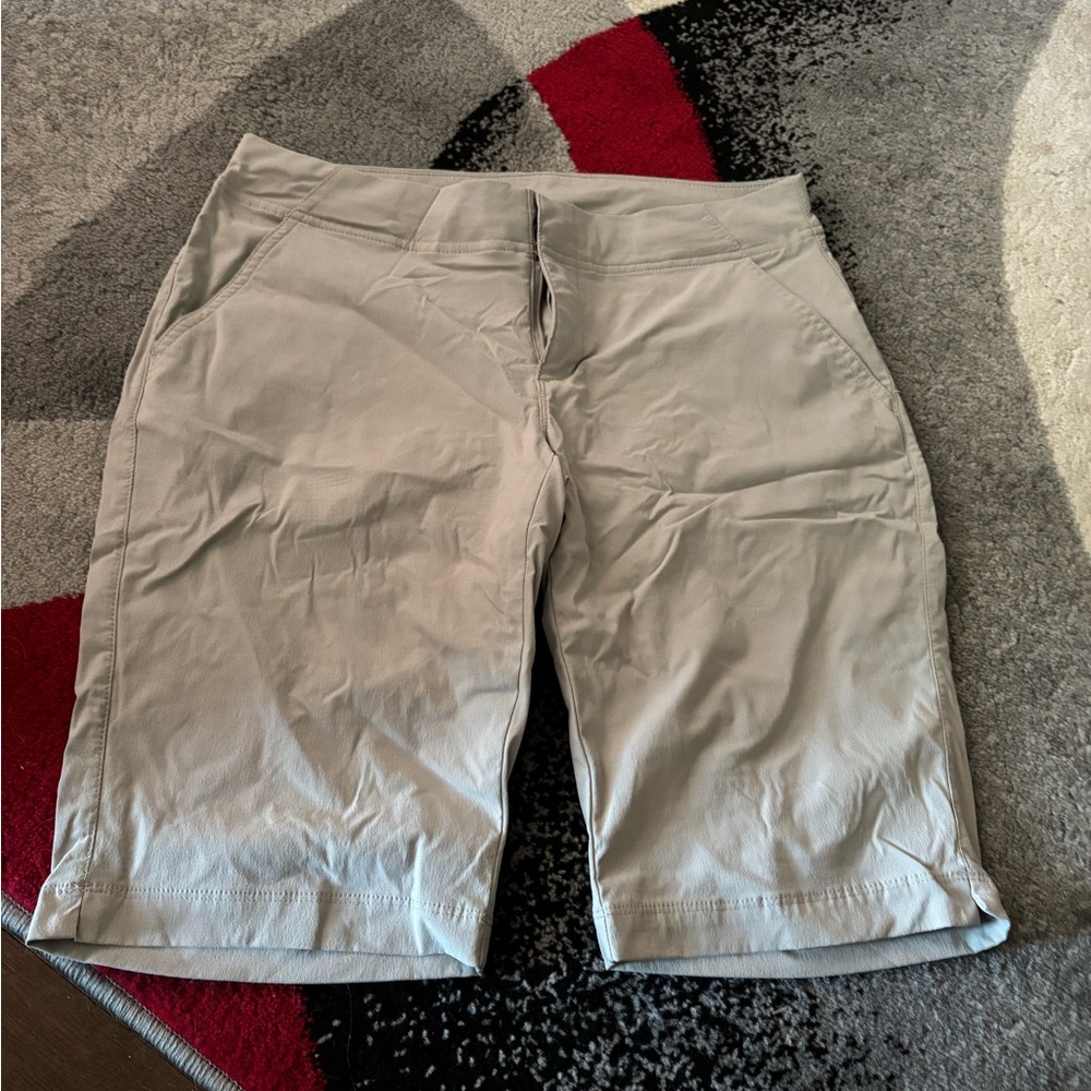Columbia Bermuda Shorts